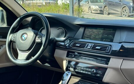 BMW 5 серия, 2013 год, 2 400 000 рублей, 21 фотография