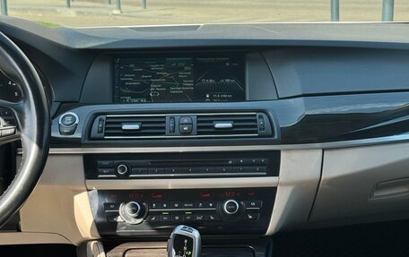 BMW 5 серия, 2013 год, 2 400 000 рублей, 19 фотография