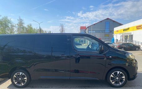 Opel Zafira Life I, 2020 год, 3 750 000 рублей, 3 фотография