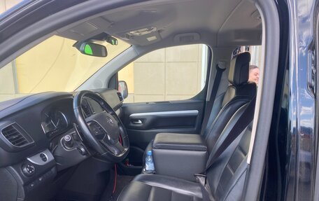 Opel Zafira Life I, 2020 год, 3 750 000 рублей, 7 фотография
