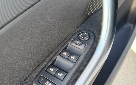 Peugeot 308 II, 2011 год, 560 000 рублей, 18 фотография