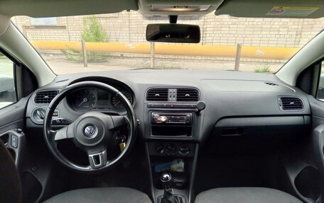 Volkswagen Polo VI (EU Market), 2012 год, 650 000 рублей, 4 фотография