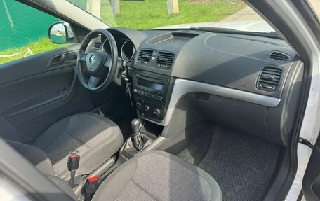 Skoda Yeti I рестайлинг, 2014 год, 960 000 рублей, 12 фотография