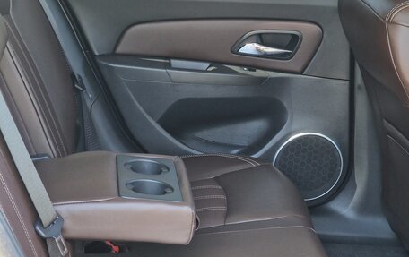 Chevrolet Cruze II, 2014 год, 1 990 000 рублей, 24 фотография