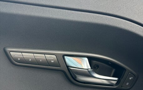 Land Rover Range Rover Evoque I, 2011 год, 2 200 000 рублей, 12 фотография