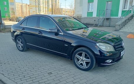 Mercedes-Benz C-Класс, 2009 год, 1 000 000 рублей, 4 фотография