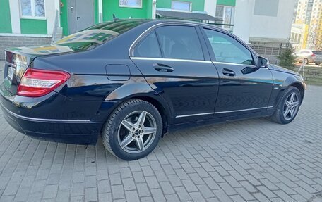 Mercedes-Benz C-Класс, 2009 год, 1 000 000 рублей, 13 фотография