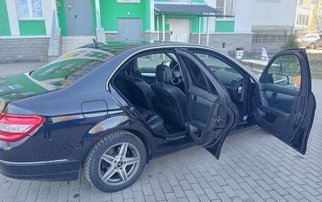 Mercedes-Benz C-Класс, 2009 год, 1 000 000 рублей, 9 фотография