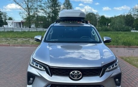 Toyota Fortuner II, 2021 год, 5 600 000 рублей, 1 фотография