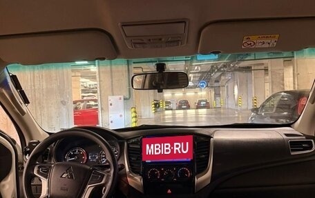 Mitsubishi L200 IV рестайлинг, 2022 год, 3 800 000 рублей, 6 фотография