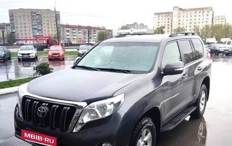 Toyota Land Cruiser Prado 150 рестайлинг 2, 2014 год, 2 800 000 рублей, 5 фотография