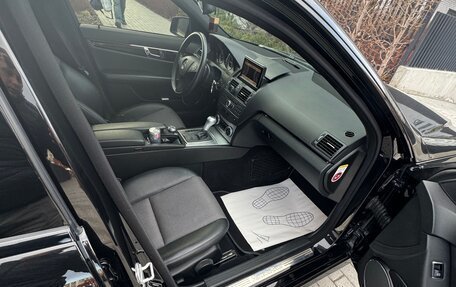 Mercedes-Benz C-Класс, 2010 год, 1 820 000 рублей, 6 фотография