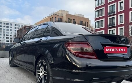 Mercedes-Benz C-Класс, 2010 год, 1 820 000 рублей, 10 фотография