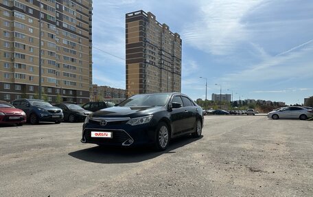 Toyota Camry, 2015 год, 1 850 000 рублей, 3 фотография