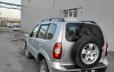 Chevrolet Niva I рестайлинг, 2010 год, 530 000 рублей, 14 фотография