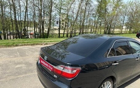 Toyota Camry, 2015 год, 1 850 000 рублей, 10 фотография