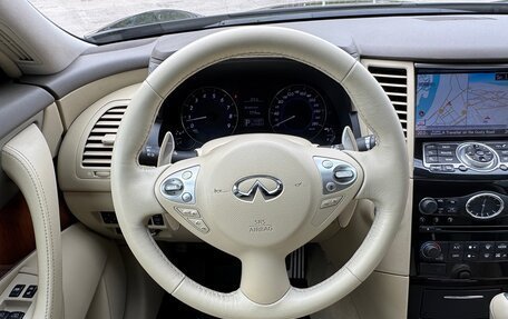 Infiniti QX70, 2014 год, 2 690 000 рублей, 13 фотография