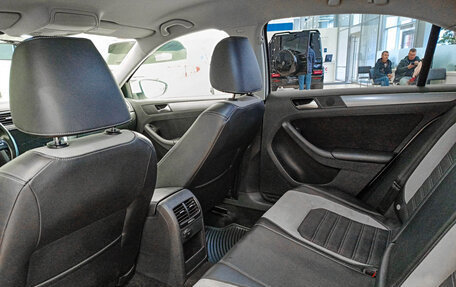 Volkswagen Jetta VI, 2014 год, 1 250 000 рублей, 15 фотография