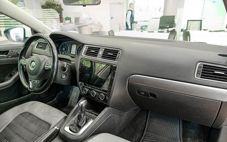 Volkswagen Jetta VI, 2014 год, 1 250 000 рублей, 13 фотография