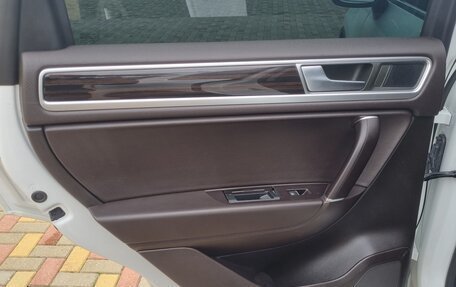 Volkswagen Touareg III, 2015 год, 3 000 000 рублей, 5 фотография