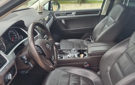 Volkswagen Touareg III, 2015 год, 3 000 000 рублей, 8 фотография