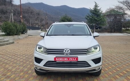 Volkswagen Touareg III, 2015 год, 3 000 000 рублей, 3 фотография