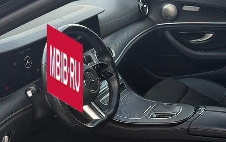 Mercedes-Benz E-Класс, 2020 год, 4 300 000 рублей, 3 фотография