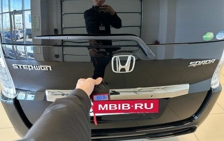 Honda Stepwgn IV, 2013 год, 1 699 000 рублей, 26 фотография