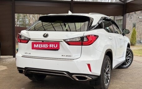Lexus RX IV рестайлинг, 2016 год, 4 150 000 рублей, 3 фотография