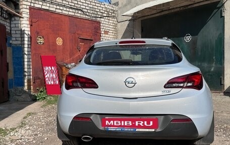 Opel Astra J, 2011 год, 1 050 000 рублей, 2 фотография