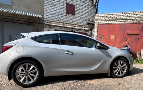 Opel Astra J, 2011 год, 1 050 000 рублей, 3 фотография
