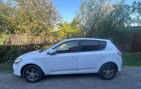 KIA cee'd I рестайлинг, 2011 год, 545 000 рублей, 2 фотография