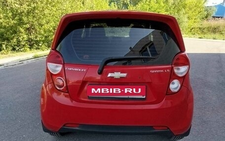 Chevrolet Spark III, 2013 год, 850 000 рублей, 4 фотография