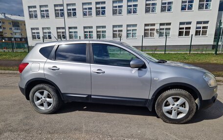 Nissan Qashqai, 2007 год, 851 000 рублей, 2 фотография