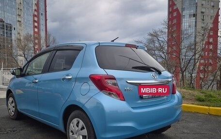 Toyota Vitz, 2016 год, 820 000 рублей, 4 фотография
