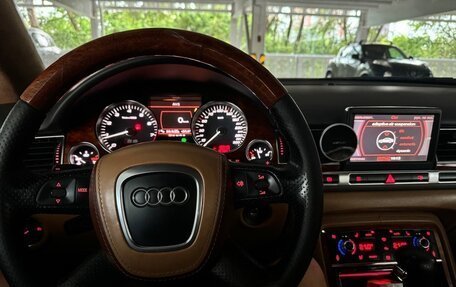 Audi A8, 2005 год, 2 000 000 рублей, 24 фотография
