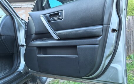 Infiniti FX I, 2003 год, 635 000 рублей, 17 фотография