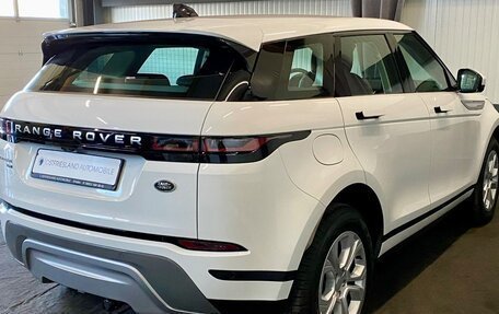 Land Rover Range Rover Evoque II, 2022 год, 3 290 000 рублей, 6 фотография