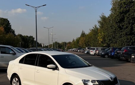 Skoda Rapid I, 2018 год, 1 300 000 рублей, 2 фотография
