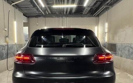 Porsche Macan I рестайлинг, 2018 год, 3 650 000 рублей, 4 фотография