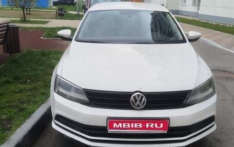 Volkswagen Jetta VI, 2015 год, 1 130 000 рублей, 1 фотография
