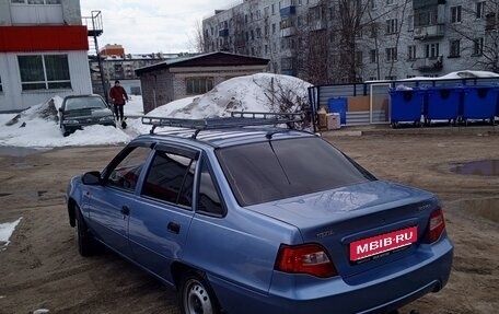 Daewoo Nexia I рестайлинг, 2009 год, 400 000 рублей, 4 фотография