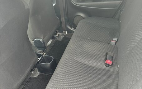 Toyota Vitz, 2017 год, 855 000 рублей, 16 фотография