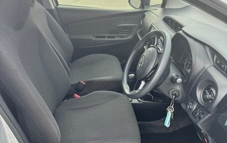 Toyota Vitz, 2017 год, 855 000 рублей, 18 фотография
