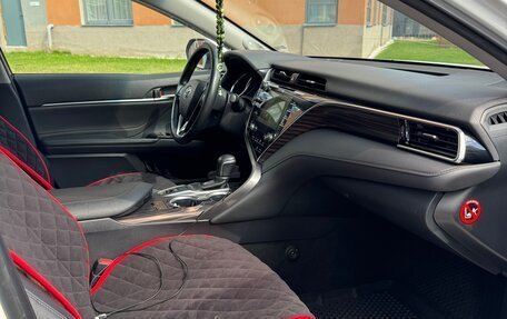 Toyota Camry, 2020 год, 3 150 000 рублей, 15 фотография