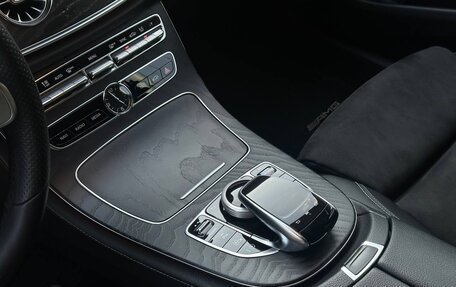 Mercedes-Benz E-Класс, 2019 год, 3 650 000 рублей, 17 фотография