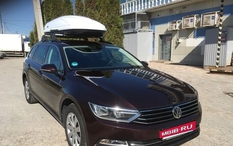 Volkswagen Passat B8 рестайлинг, 2018 год, 2 375 000 рублей, 2 фотография