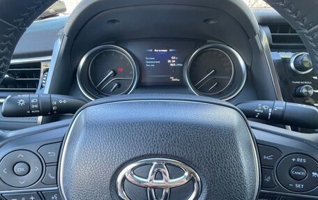 Toyota Camry, 2019 год, 3 200 000 рублей, 8 фотография