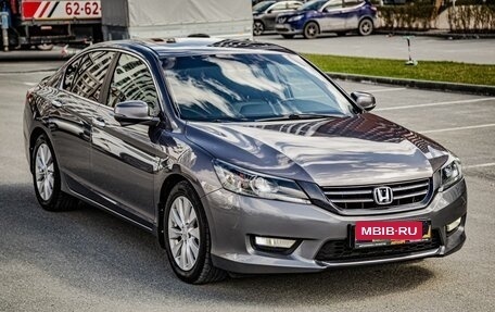 Honda Accord IX рестайлинг, 2013 год, 1 785 000 рублей, 2 фотография