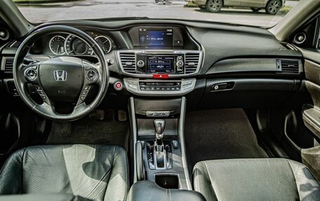 Honda Accord IX рестайлинг, 2013 год, 1 785 000 рублей, 17 фотография